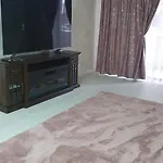 Charlise Apartament